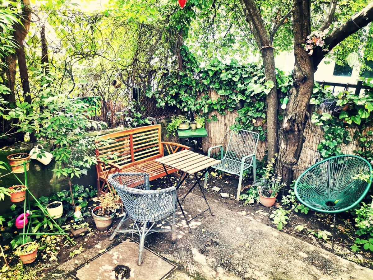 Flat In Historic Villa With Your Own Private Garden, Near City Park Budapest Eksteriør bilde