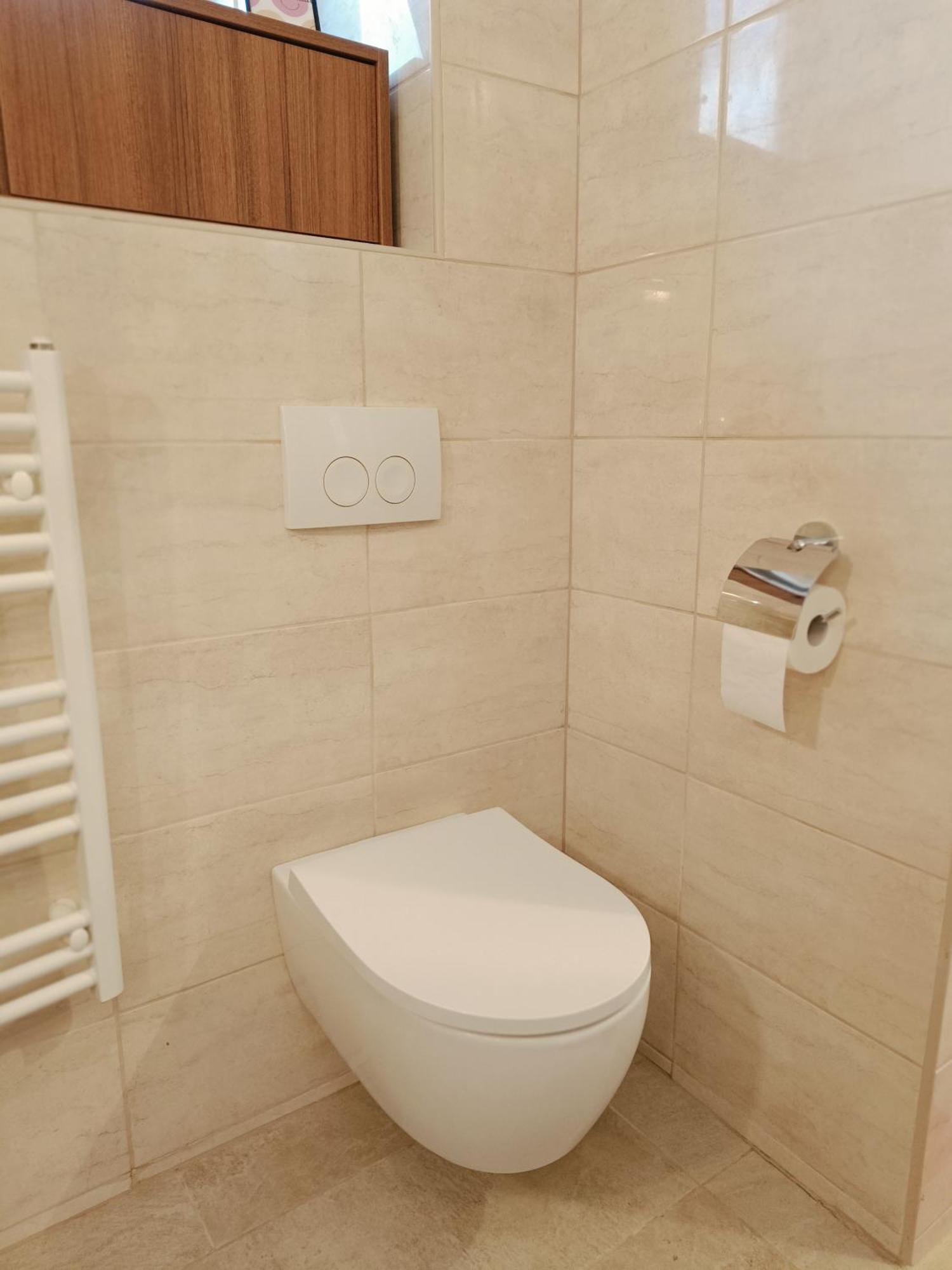 Flat In Historic Villa With Your Own Private Garden, Near City Park Budapest Eksteriør bilde